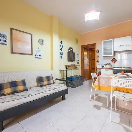Holiday home Pentagramma